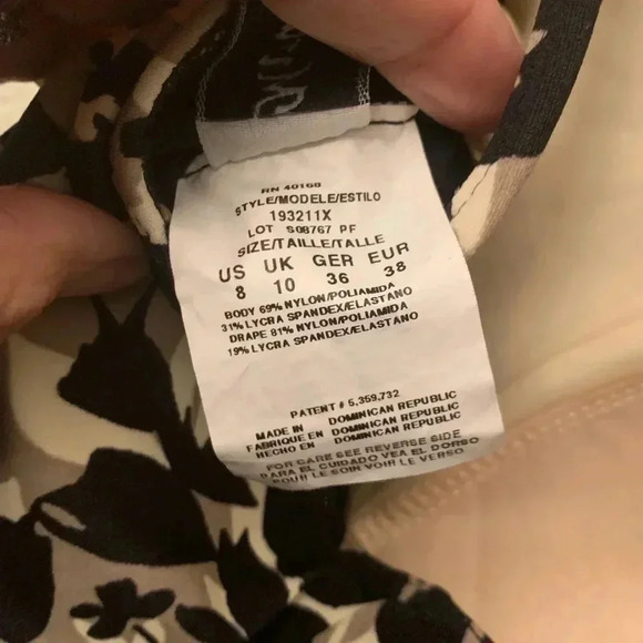 Miraclesuit One Piece Slimming Swimsuit - Picture 5 of 5